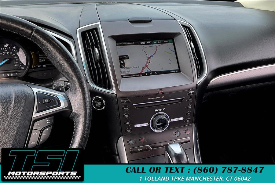 2015 Ford Edge 4dr Titanium AWD photo