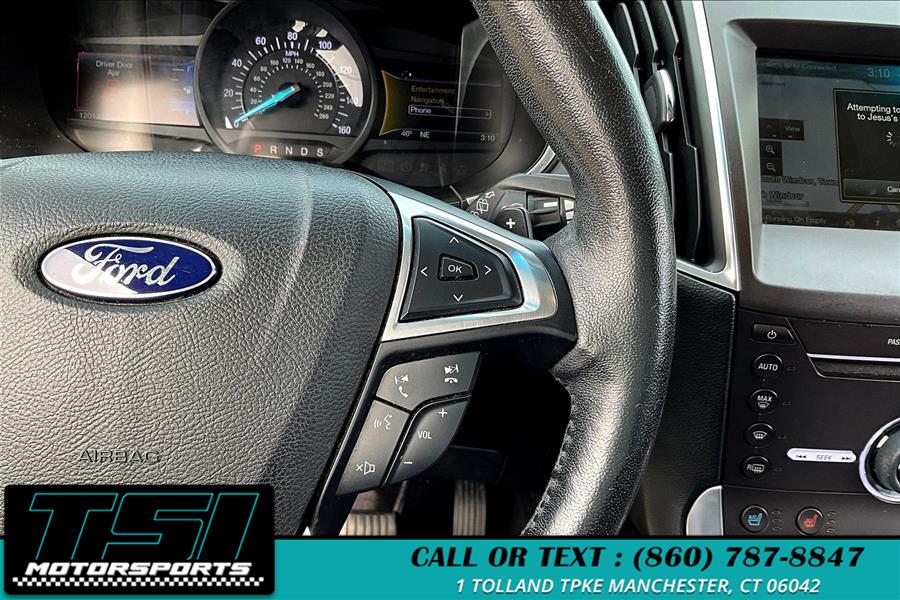 2015 Ford Edge 4dr Titanium AWD photo