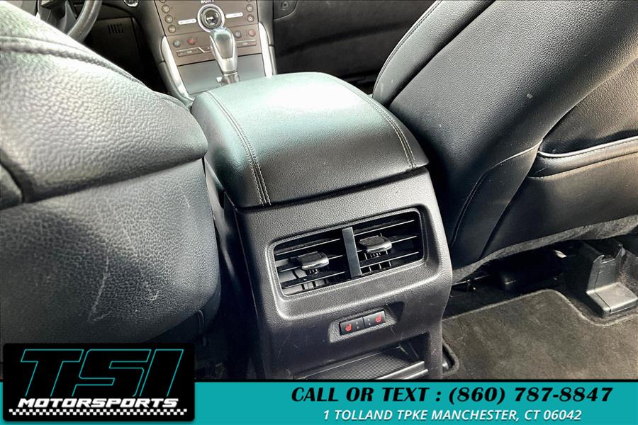 2015 Ford Edge 4dr Titanium AWD photo