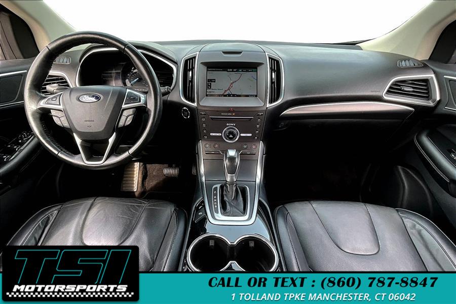 2015 Ford Edge 4dr Titanium AWD photo