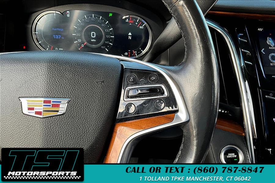 2017 Cadillac Escalade 4WD 4dr Luxury photo