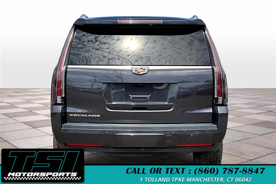 2017 Cadillac Escalade 4WD 4dr Luxury photo
