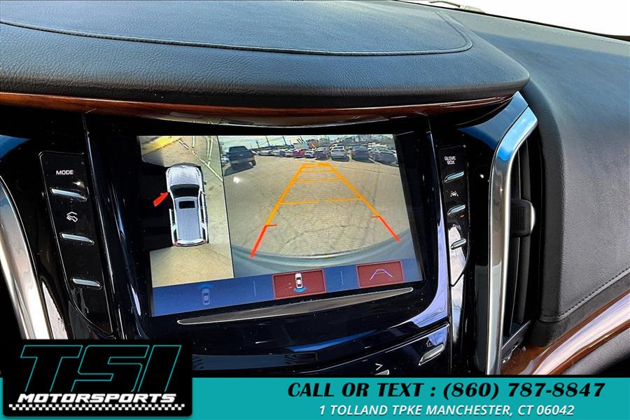 2017 Cadillac Escalade 4WD 4dr Luxury photo