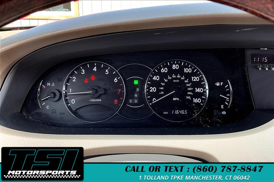 2010 Toyota Avalon XLS photo
