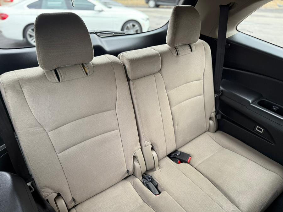 2016 Honda Pilot AWD 4dr LX photo