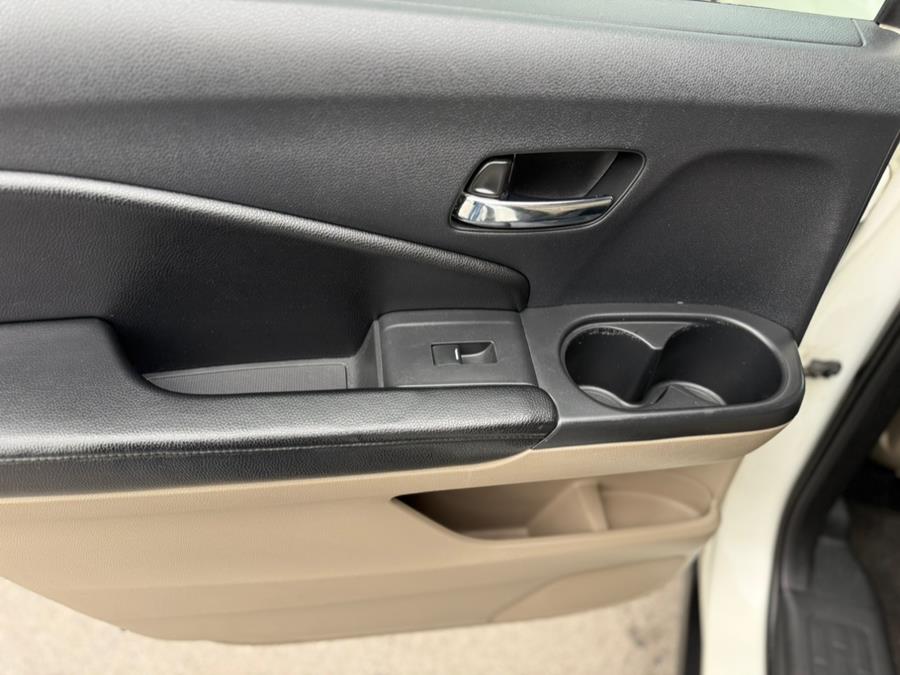 2016 Honda Pilot AWD 4dr LX photo