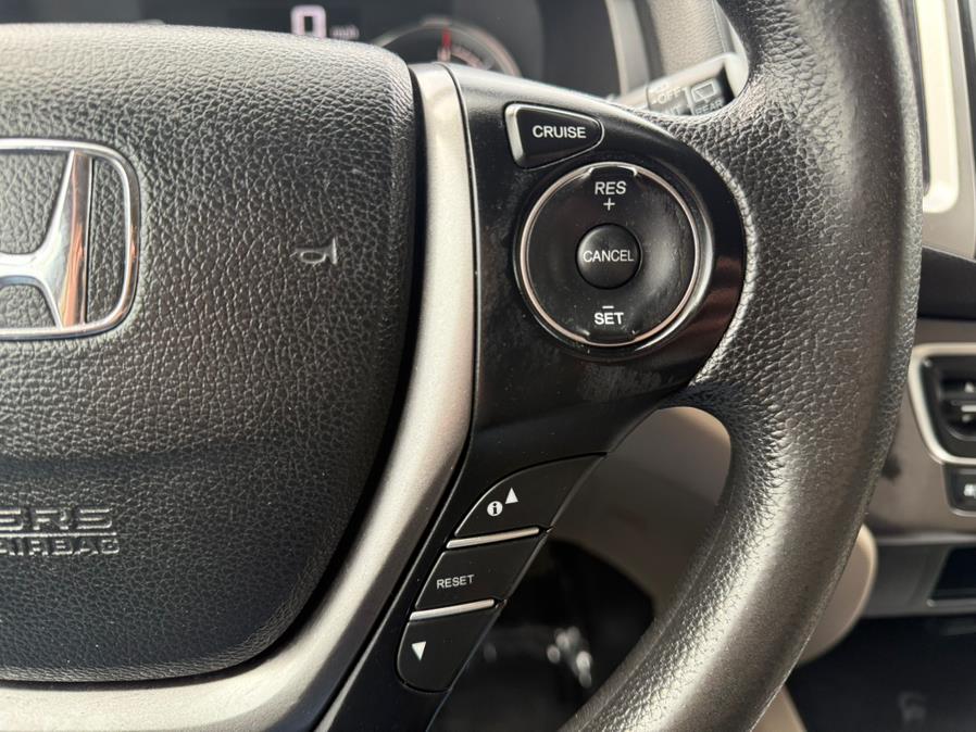 2016 Honda Pilot AWD 4dr LX photo