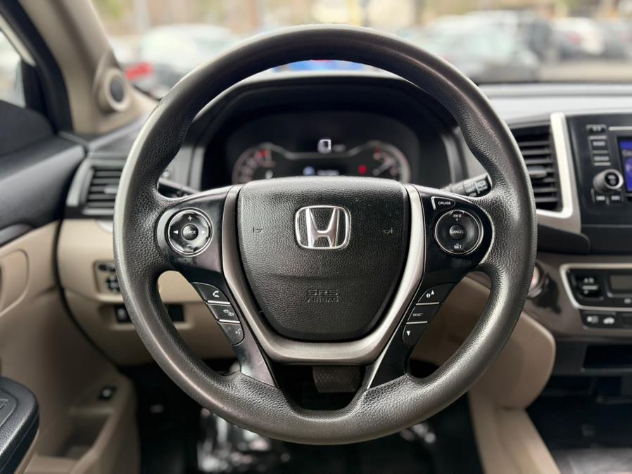 2016 Honda Pilot AWD 4dr LX photo