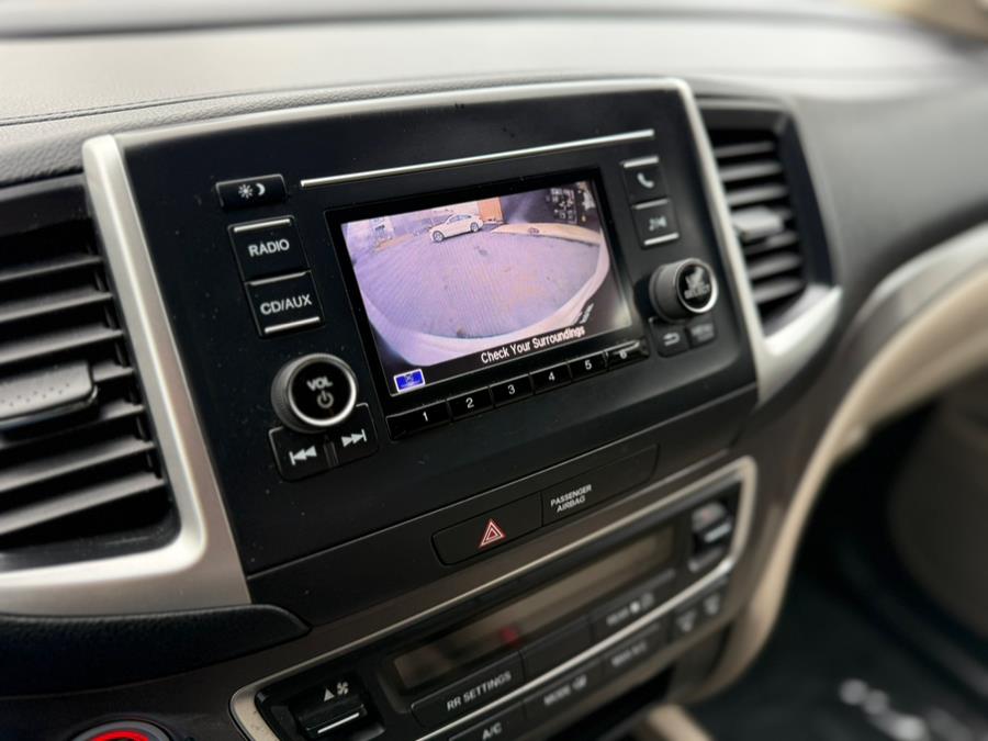 2016 Honda Pilot AWD 4dr LX photo