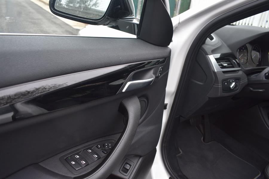 2023 BMW X2 xDrive28i photo