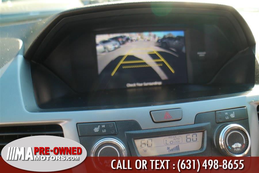 2016 Honda Odyssey 5dr EX-L photo
