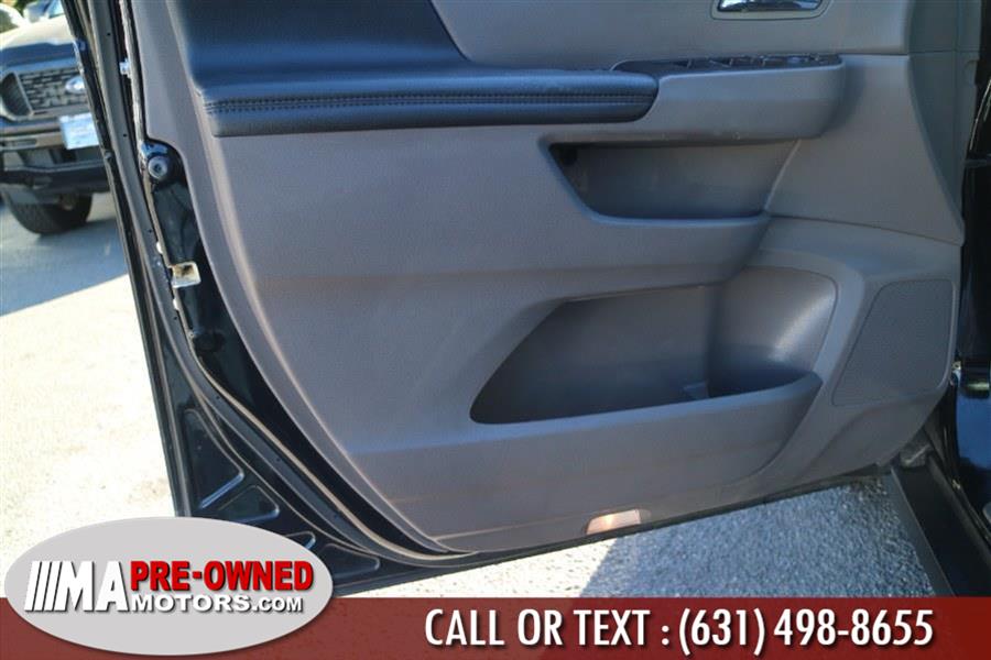 2016 Honda Odyssey 5dr EX-L photo