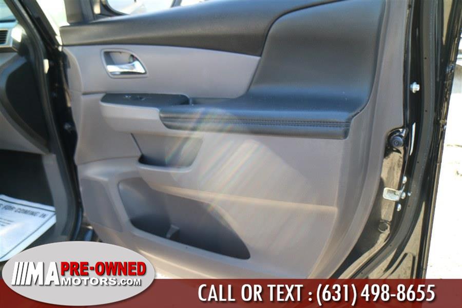 2016 Honda Odyssey 5dr EX-L photo