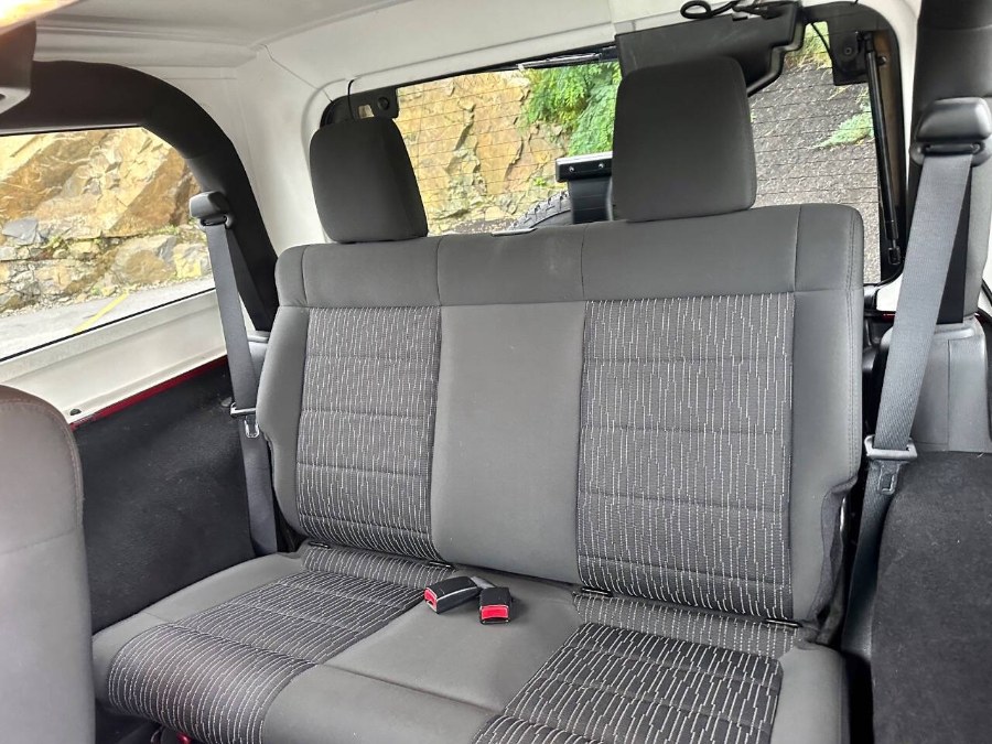 2011 Jeep Wrangler Sahara photo