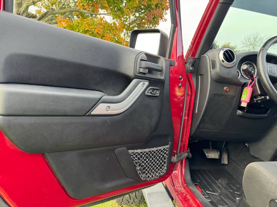 2011 Jeep Wrangler Sahara photo