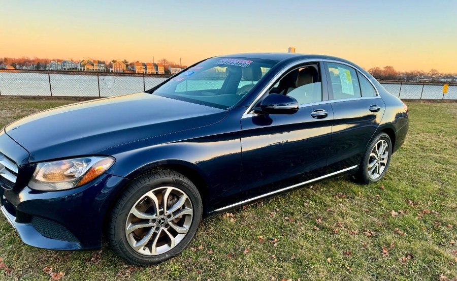 2018 Mercedes-Benz C-Class C 300 4MATIC Sedan photo