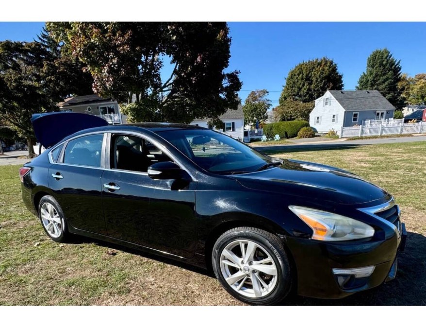 2014 Nissan Altima 2.5 photo