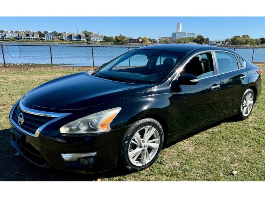 2014 Nissan Altima 2.5 photo