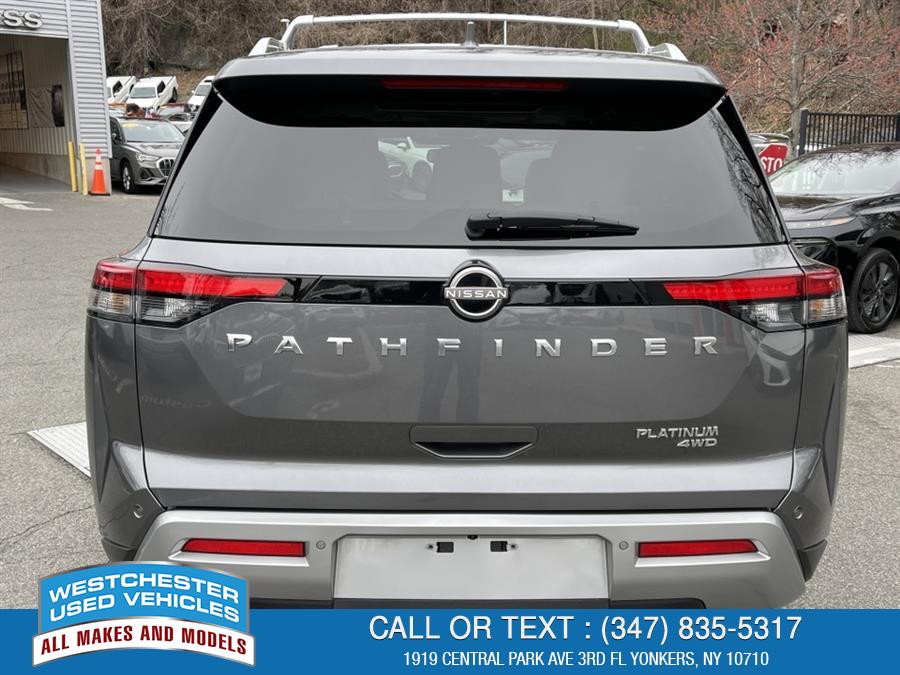 2022 Nissan Pathfinder Platinum photo