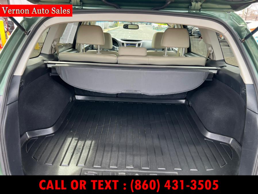 2012 Subaru Outback 3.6R Limited photo