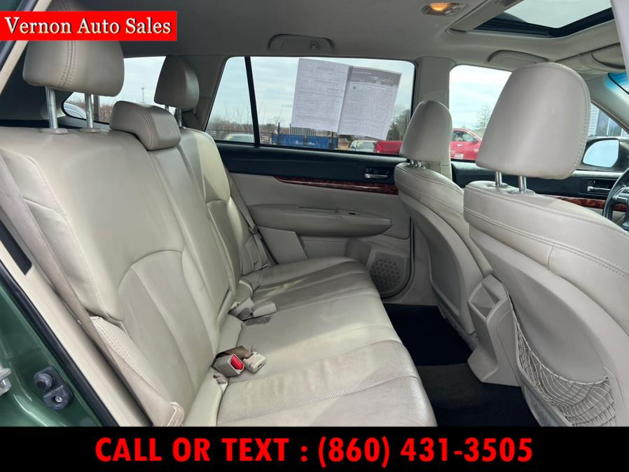 2012 Subaru Outback 3.6R Limited photo