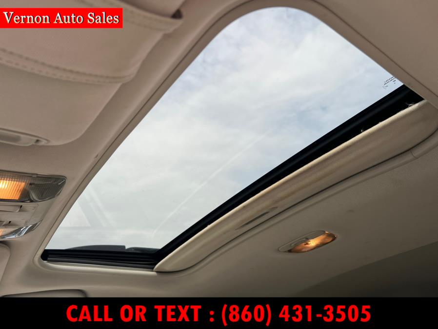 2012 Subaru Outback 3.6R Limited photo