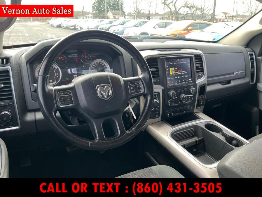 2018 RAM 1500 Big Horn 4x4 Crew Cab 5''7