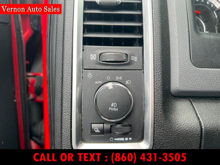 2018 RAM 1500 Big Horn 4x4 Crew Cab 5''7