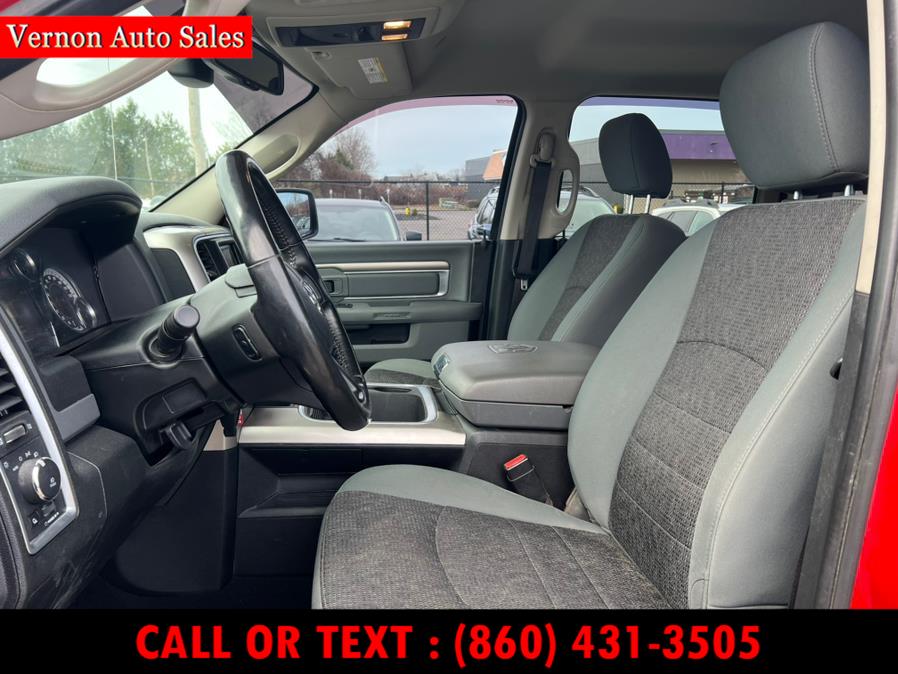 2018 RAM 1500 Big Horn 4x4 Crew Cab 5''7