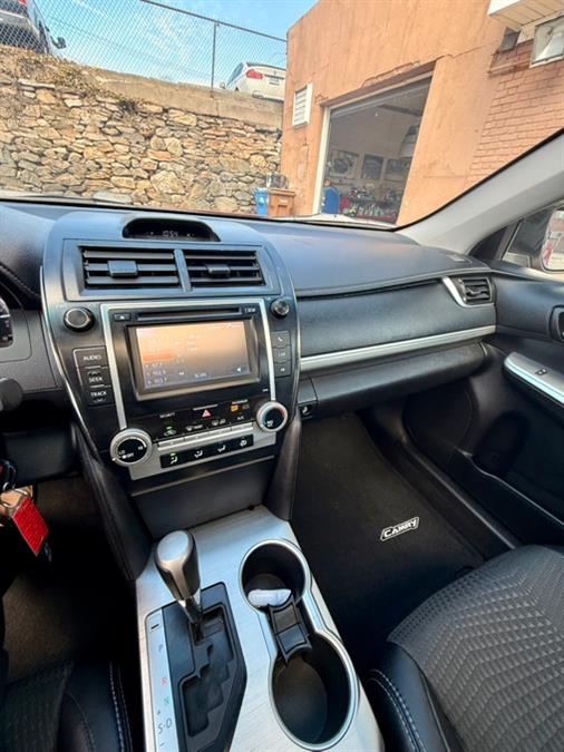2013 Toyota Camry L photo