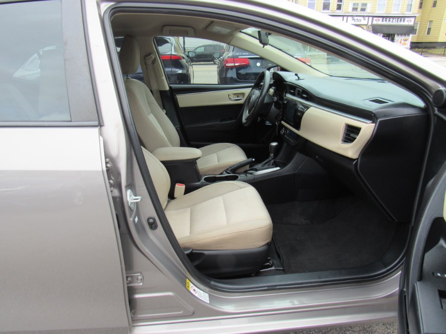 2014 Toyota Corolla L photo