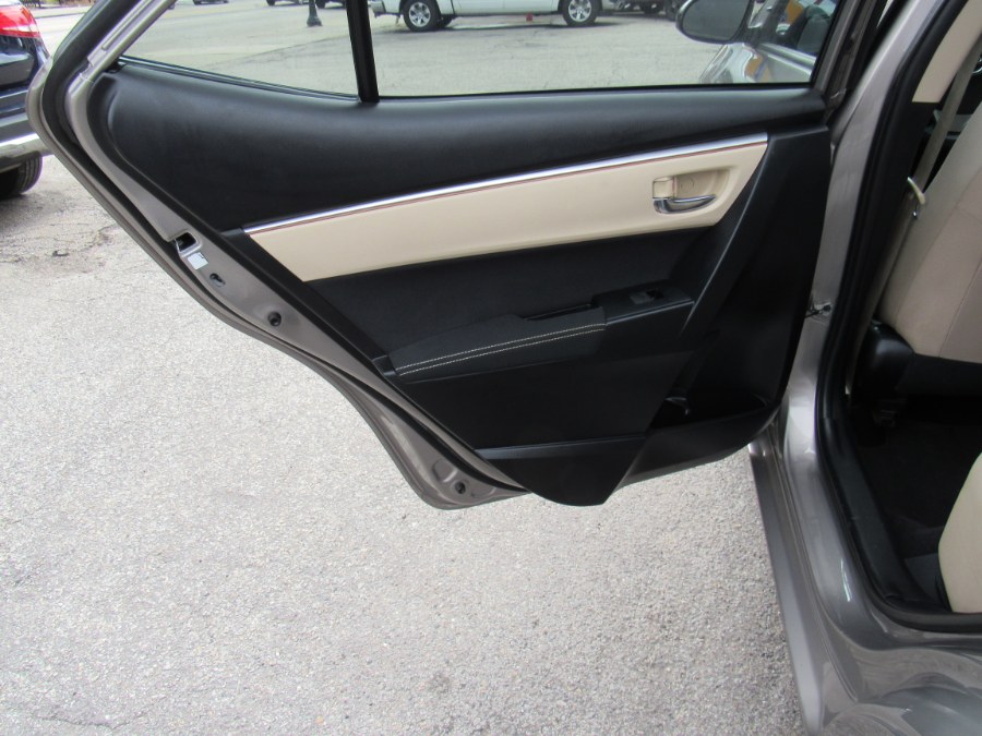 2014 Toyota Corolla L photo