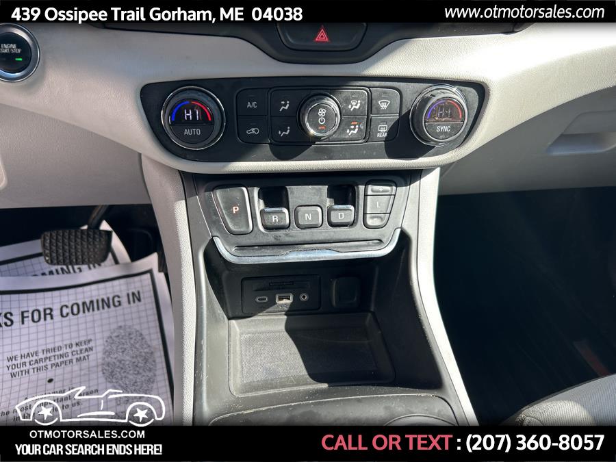 2020 GMC Terrain AWD 4dr SLE photo