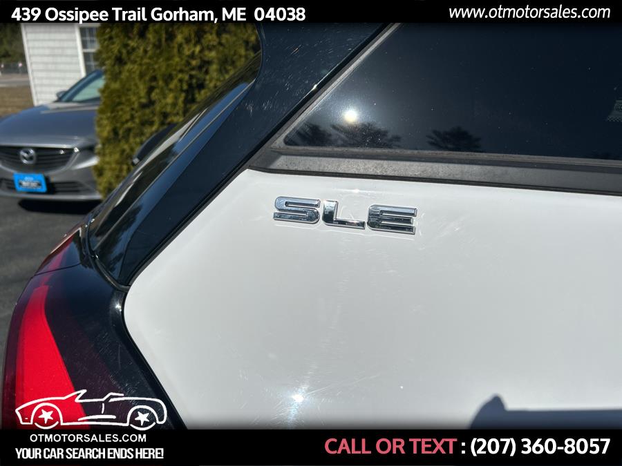 2020 GMC Terrain AWD 4dr SLE photo