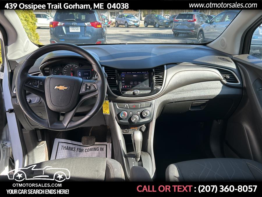 2020 Chevrolet Trax AWD 4dr LT photo