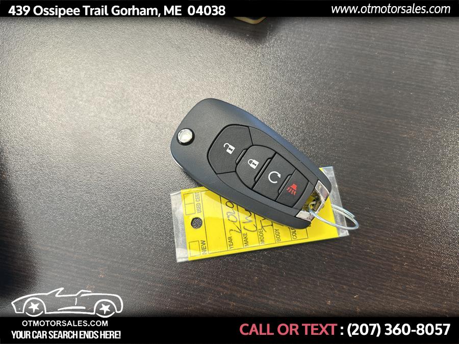 2020 Chevrolet Trax AWD 4dr LT photo