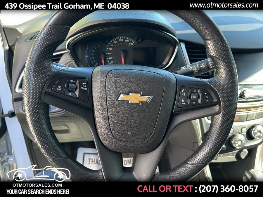 2020 Chevrolet Trax AWD 4dr LT photo