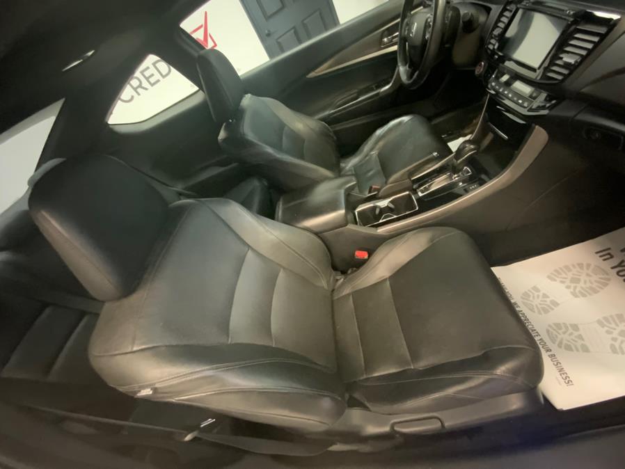 2017 Honda ACCORD COUPE EX-L V6 Auto photo