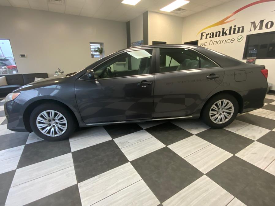 2014 Toyota Camry L photo