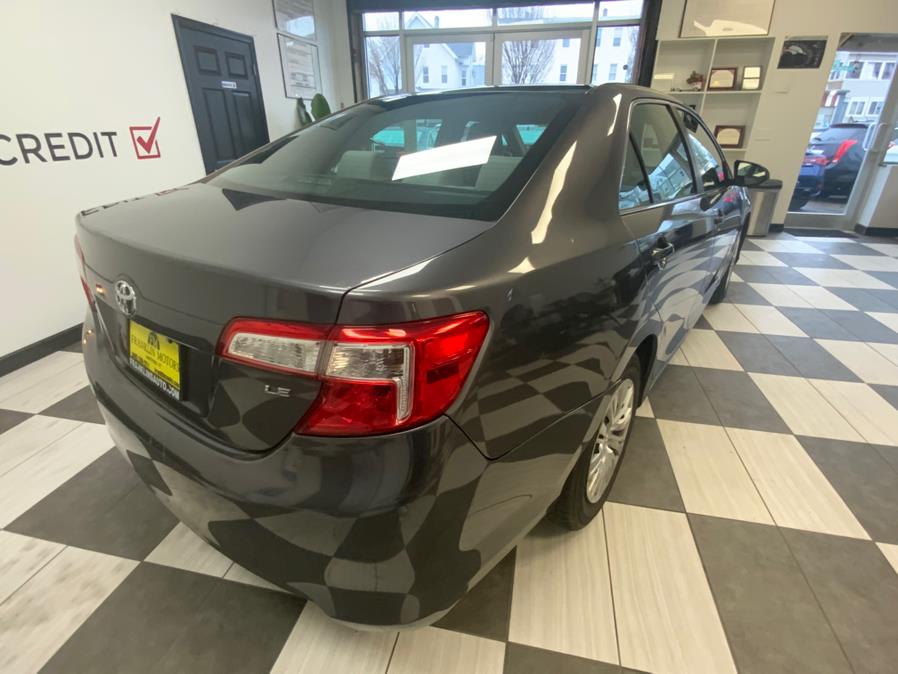 2014 Toyota Camry L photo