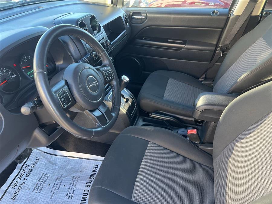 2012 Jeep Compass Latitude photo