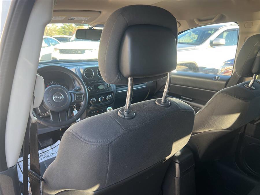 2012 Jeep Compass Latitude photo
