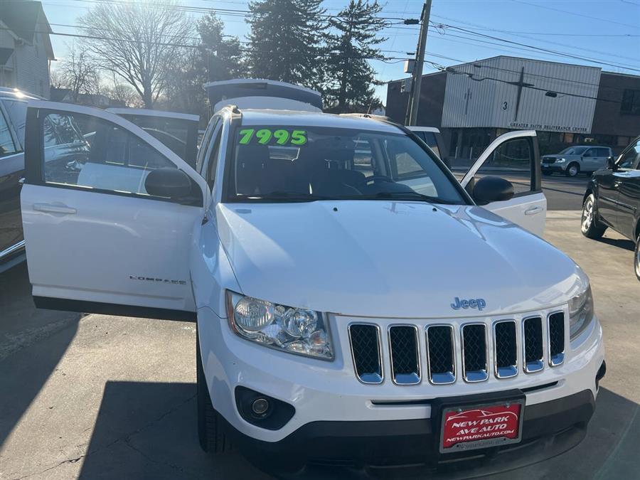 2012 Jeep Compass Latitude photo