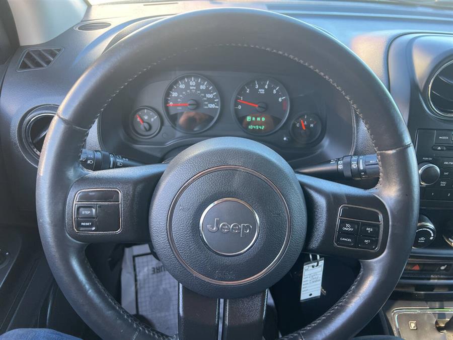 2012 Jeep Compass Latitude photo
