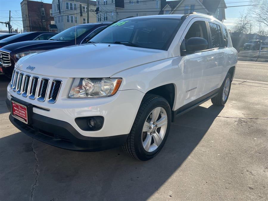2012 Jeep Compass Latitude photo