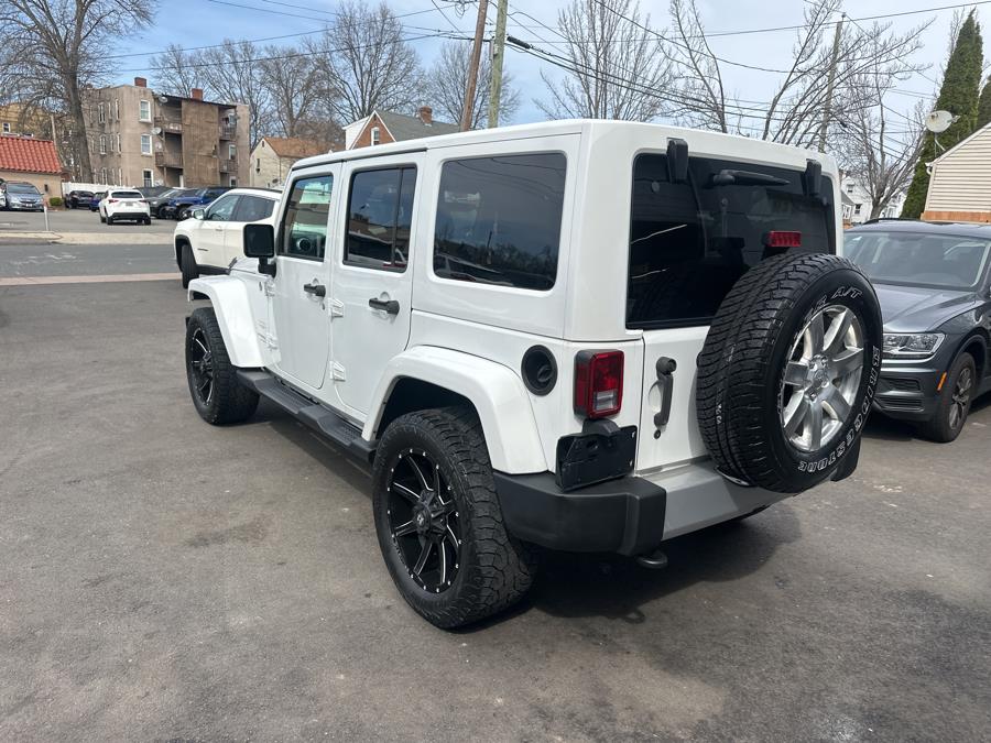 2015 Jeep Wrangler Unlimited 4WD 4dr Sahara photo