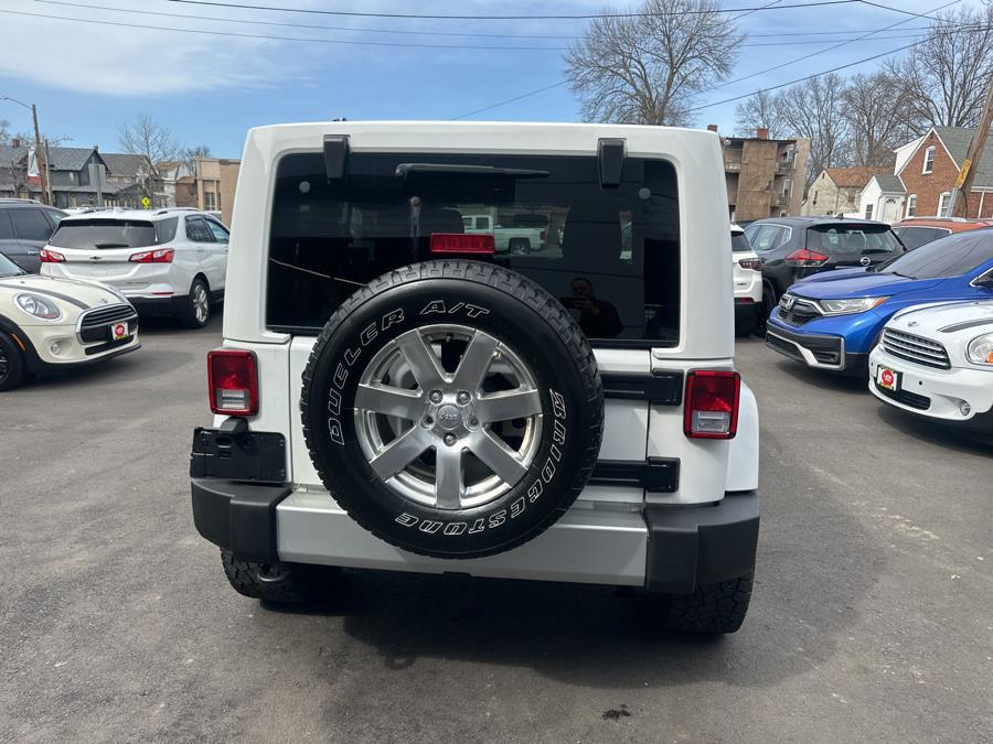 2015 Jeep Wrangler Unlimited 4WD 4dr Sahara photo