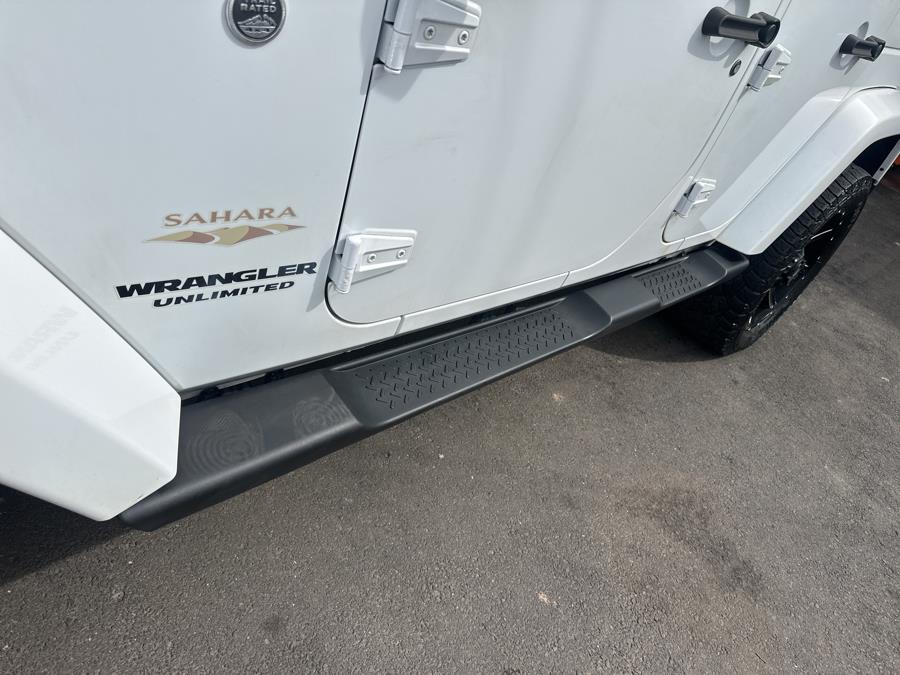 2015 Jeep Wrangler Unlimited 4WD 4dr Sahara photo
