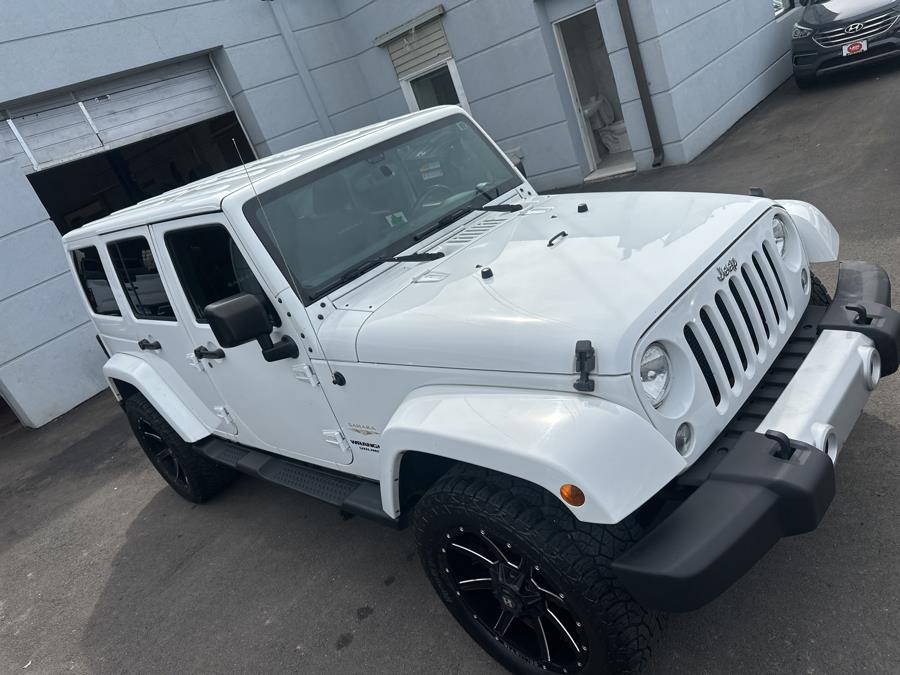 2015 Jeep Wrangler Unlimited 4WD 4dr Sahara photo