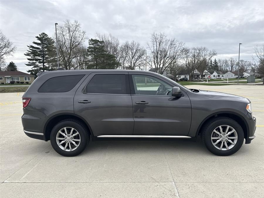 2016 Dodge Durango SXT photo